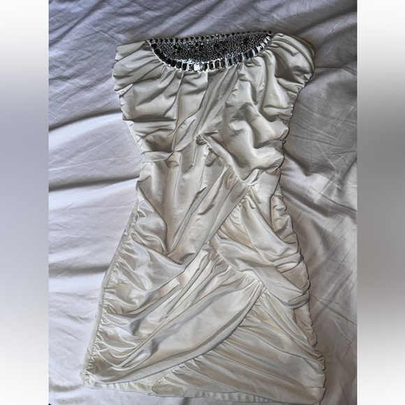 Strapless rouched cream going out cream White embellished Dress size small Y2K - Picture 4 of 8